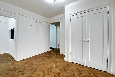 Rented by Urbane Brokerage