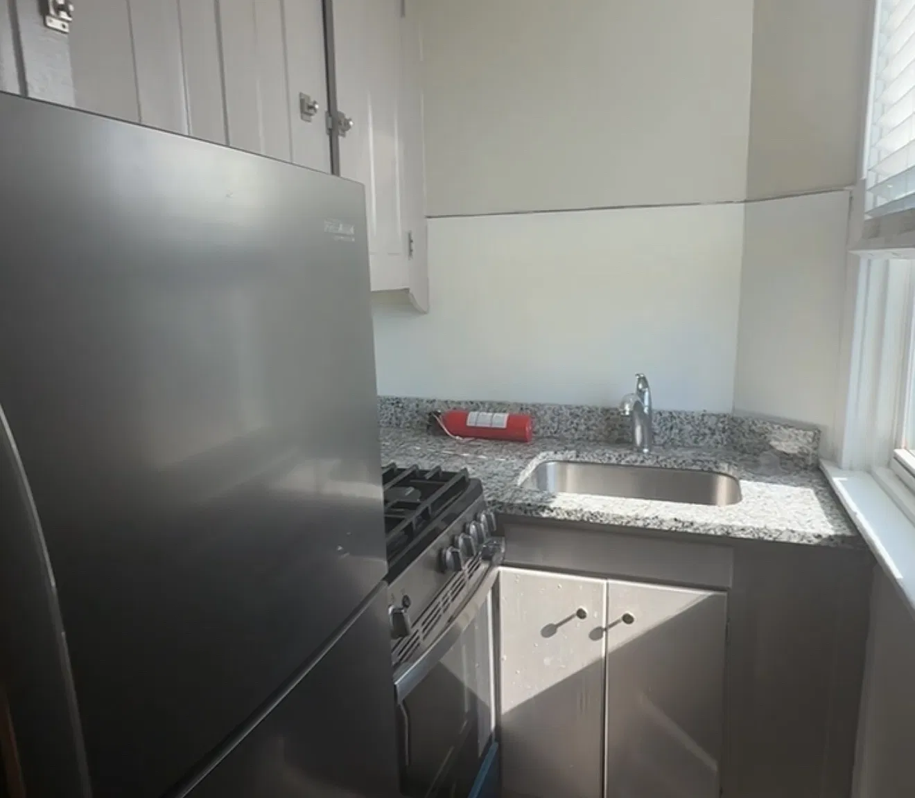 Studio, 292 sqft, $1,095 — Photo 1