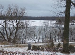 N2828 State Highway 44, Markesan, WI 53946