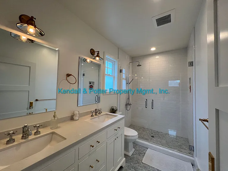 1411 Seabright Ave — Photo 11