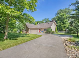 3889 Lake Chapin Rd, Berrien Springs, MI 49103