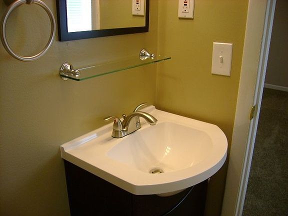 half bath in master bdrm