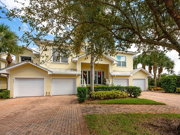 3rd image of 3569 SW Sawgrass Villas Dr #1