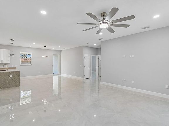 3rd image of 6018 Newmark St