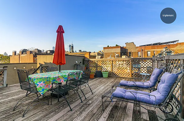 Rented by The Agency | media 18