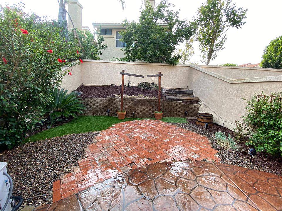 1st image of 10939 Creekbridge Pl