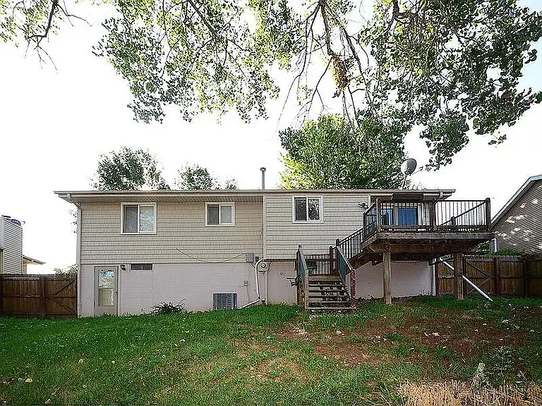 818 Evergreen Ave — Photo 15