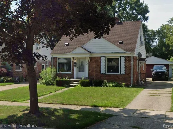 24621 Carlysle St, Dearborn, MI 48124