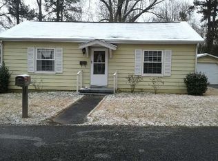 1009 Hickory St, Benton, KY 42025
