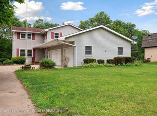 6745 Lansdown Dr, Dimondale, MI 48821