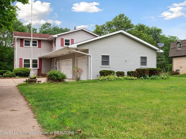 6745 Lansdown Dr, Dimondale, MI 48821