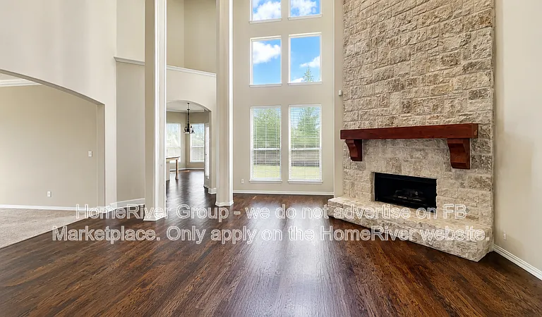 1105 Reese Way — Photo 3