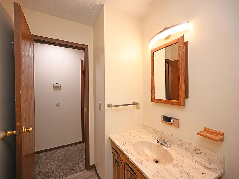 8101 Glohaven Ct — Photo 18