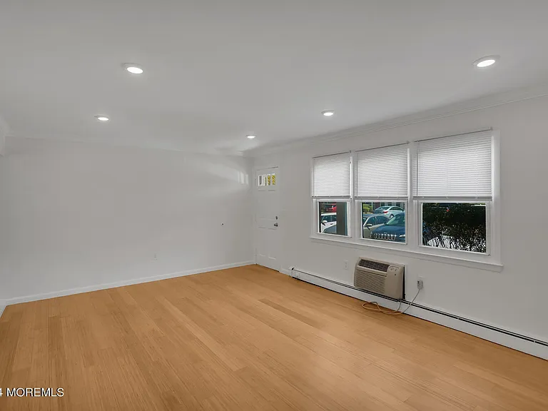96 East Ave #85 — Photo 9