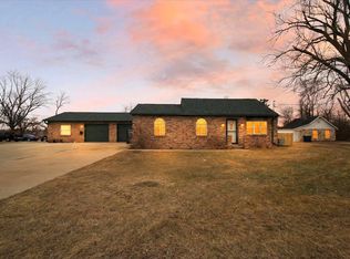 2505 Center Ave, Janesville, WI 53546