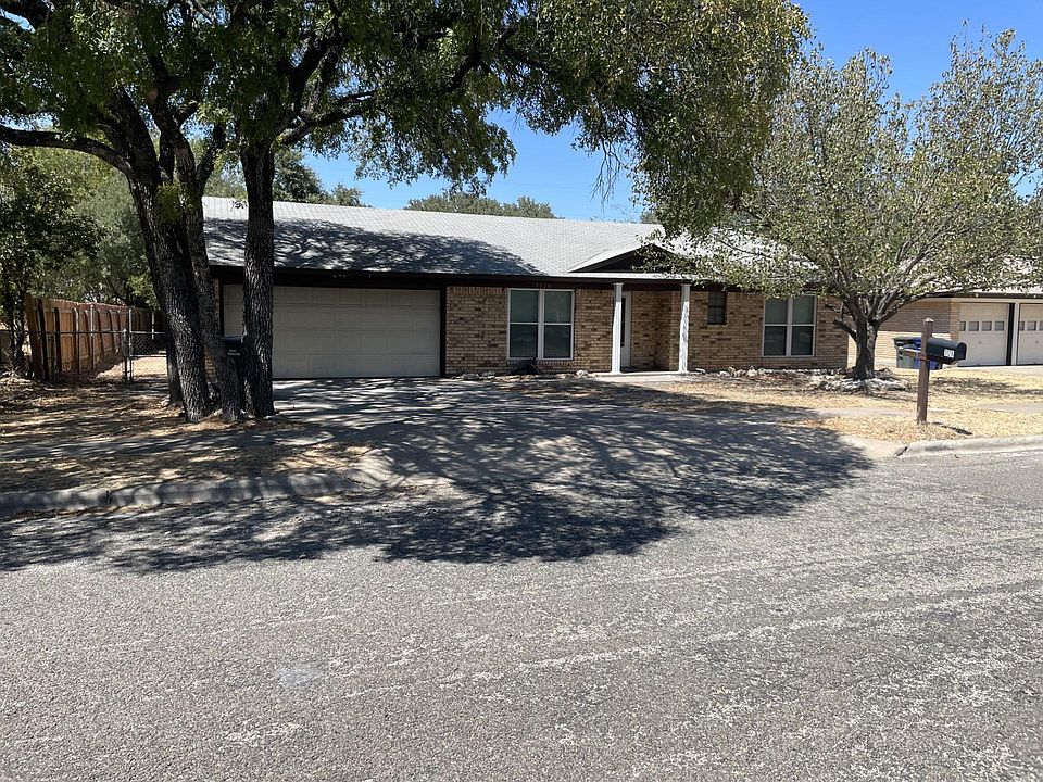 1st image of 1128 Rhonda Lee St