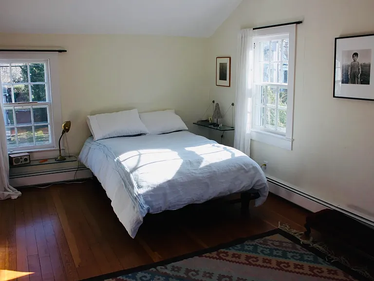8 Amity St — Photo 8