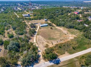 1025 County Road 375, San Antonio, TX 78253