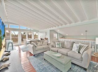 458 Casa Ybel Rd, Sanibel, FL 33957