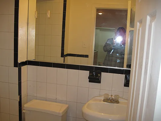 Rented by 18 REALTY | media 25