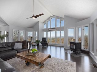 534 Starmount Ln, Hendersonville, NC 28791