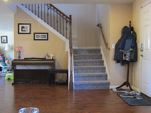 5th image of 3811 NE 98th St