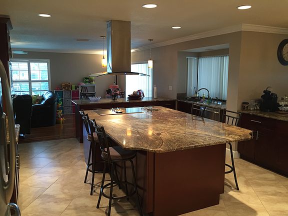 5th image of 2994 Buxton Ct