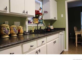 1803 Jenny Dr, Prattville, AL 36066