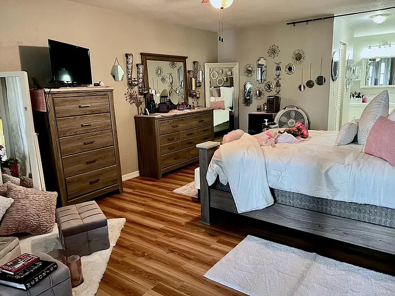 707 SW 75th St #106 — Photo 10