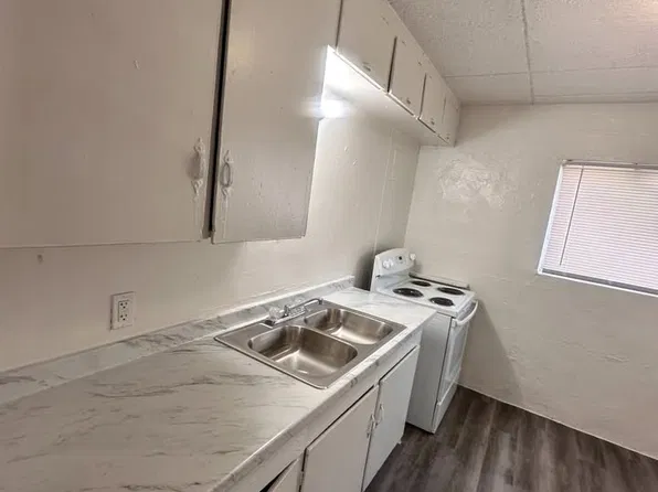 5214 Crane St APT 16, Houston, TX 77026