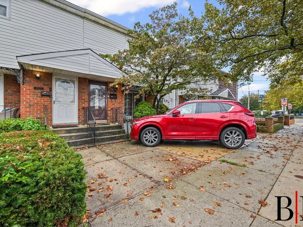 2063 East 71st Street image 4 of 24