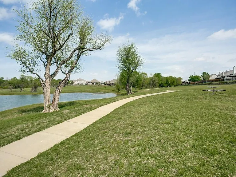 5004 Promised Land Dr — Photo 16