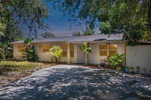 18597 Marco Blvd Photo 1
