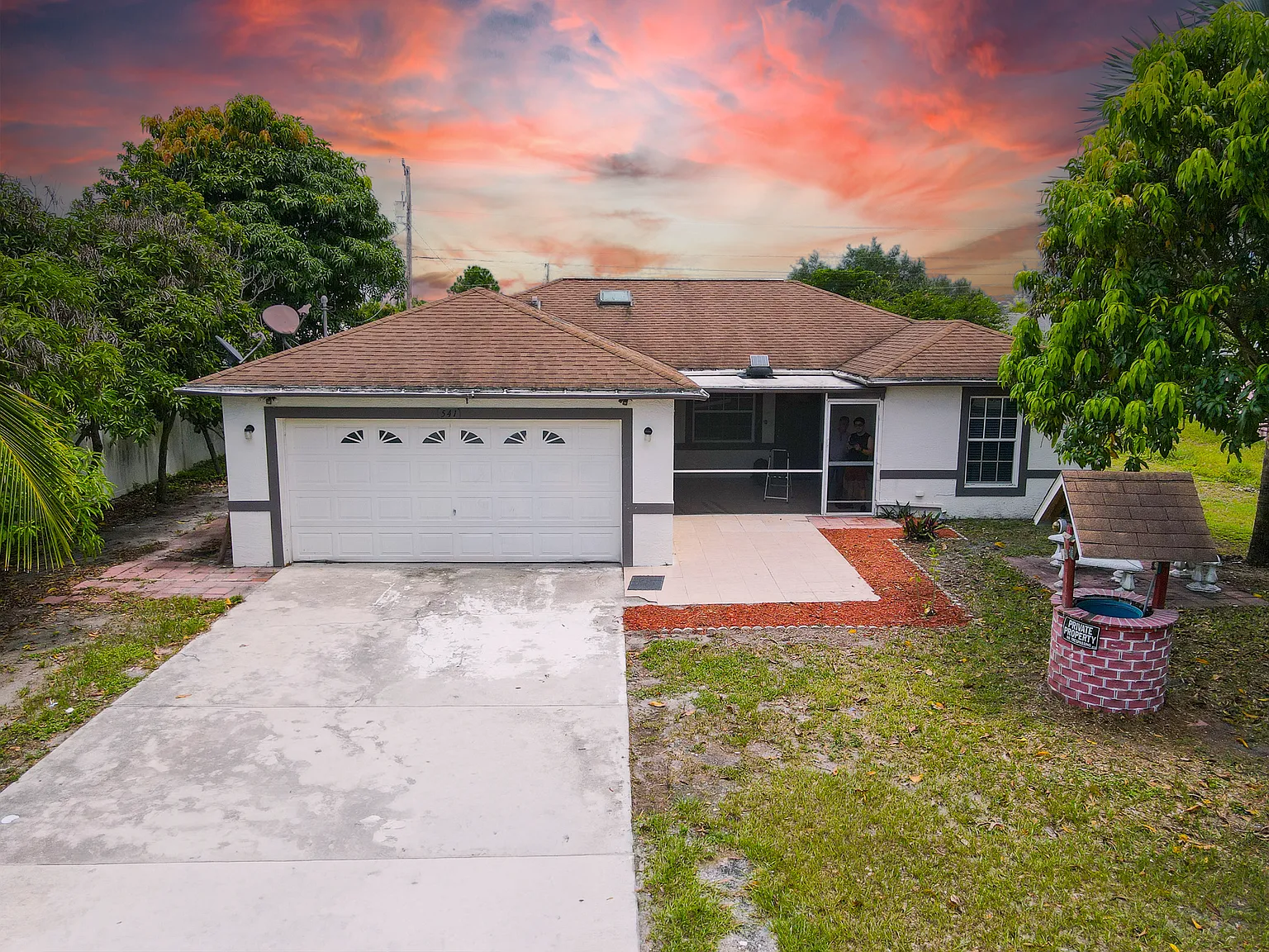 4 bed, 1415 sqft, $2,000 — Photo 1