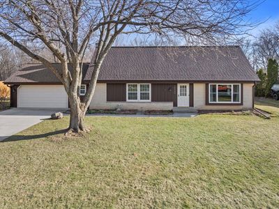 10235 W Cascade DRIVE, Franklin, WI, 53132