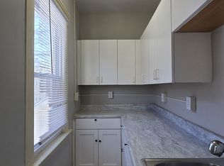 20 Young St #2-B, New Haven, CT 06511