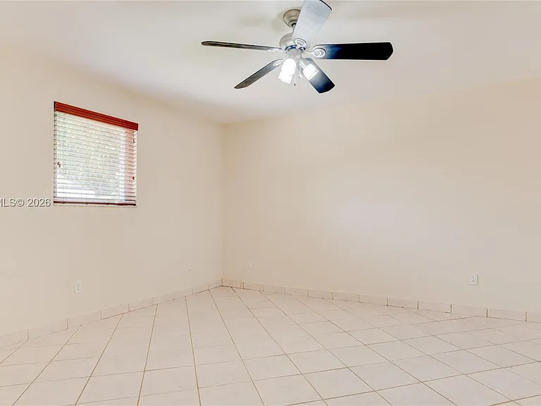 13463 SW 39th Ln — Photo 23