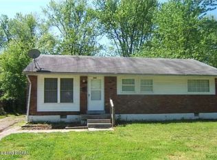 4908 Red Oak Ln, Louisville, KY 40218
