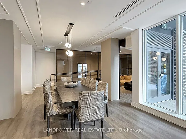 556 Marlee Ave #430 — Photo 5