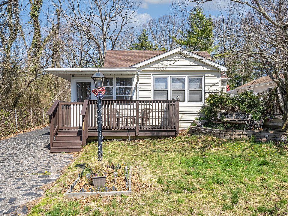 1st image of 311 Anthony Ave