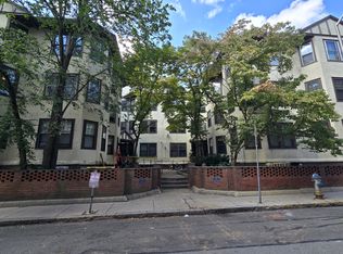 11 Story St APT 31, Cambridge, MA 02138