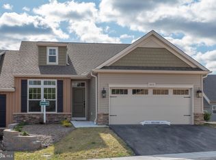 5565 Mendenhall Dr #41, Mechanicsburg, PA 17050