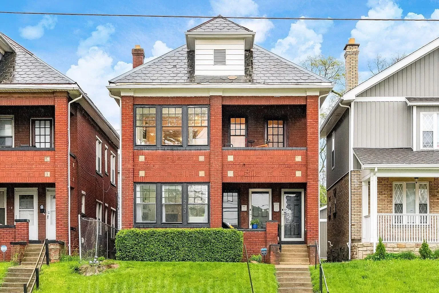 1233 E Livingston Ave APT B photo 1