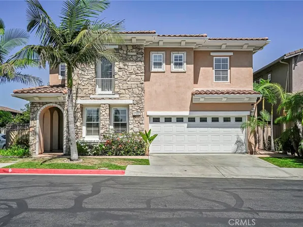 2501 Hillcrest St, Signal Hill, CA 90755
