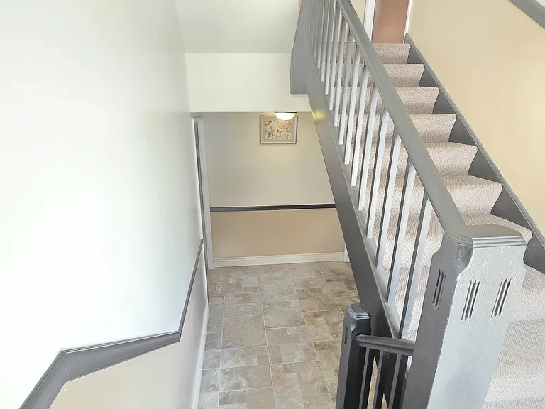 6900 N Ridge Blvd #G — Photo 15