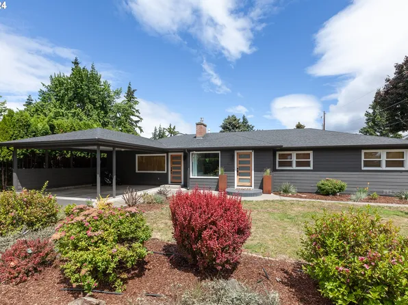 3634 Lois Dr, Hood River, OR 97031