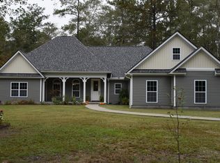 179 Sullivans Landing Rd, Ridgeville, SC 29472