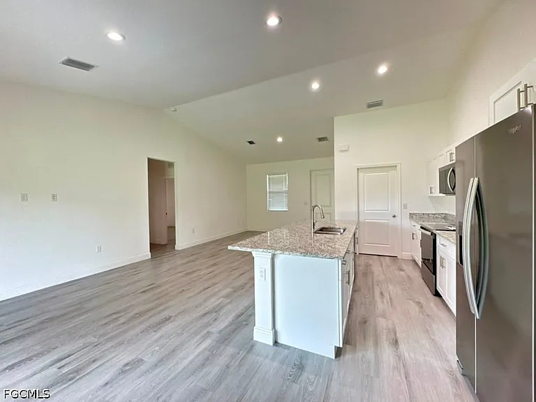 537 Greenbriar Blvd — Photo 11