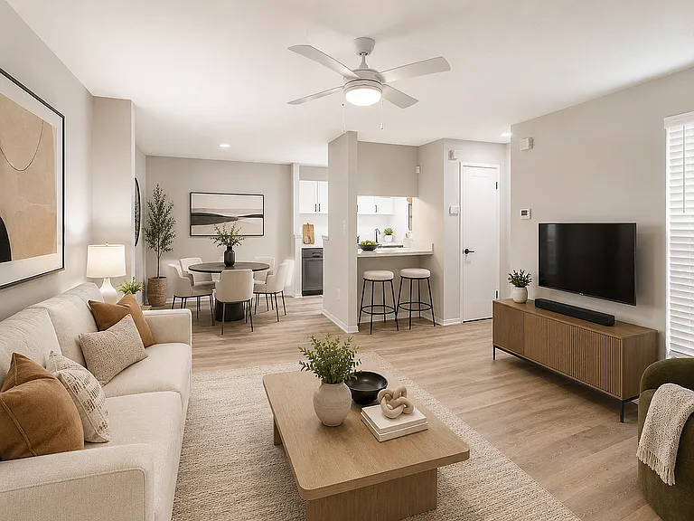 Avana Chase — Photo 11