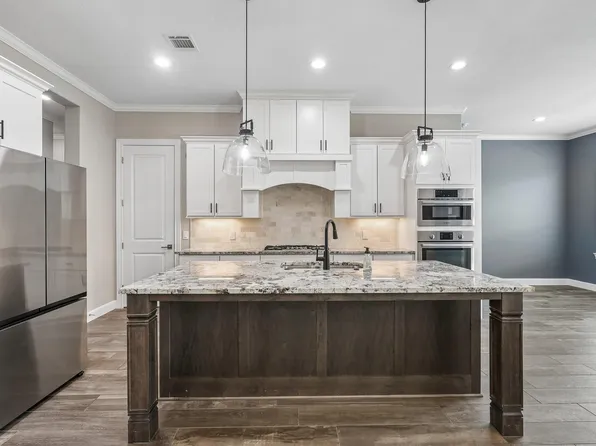 32810 Wall Flower Dr, Fulshear, TX 77441